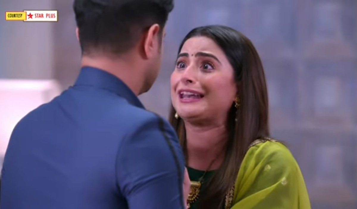 K_1841's tweet photo. Jitne strong dialogues, utni hi third class acting 😵
#GhumHaiKisikeyPyaarMeiin
#RipActing #MissOscarForAReason https://t.co/278cUKWeiQ