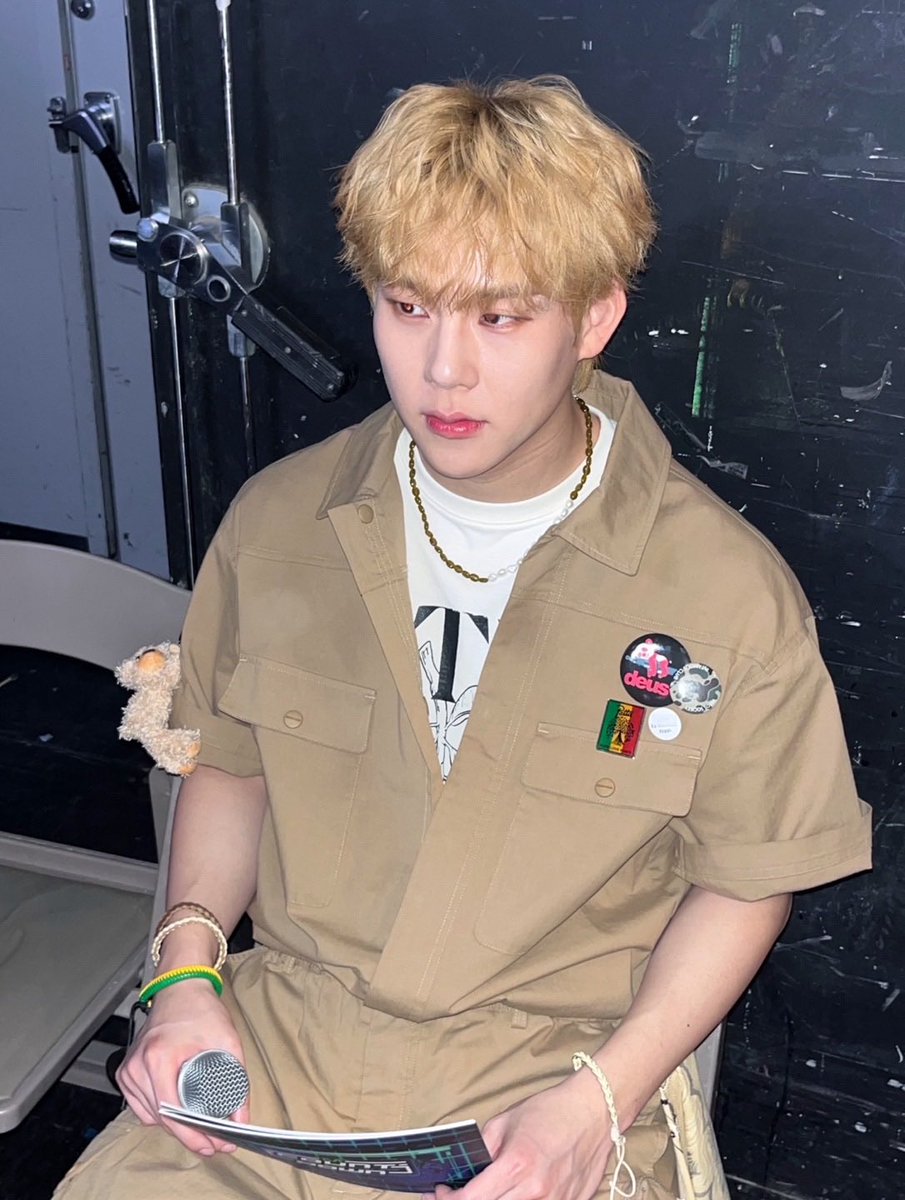 진짜 뭐냐
천사야?
헤르메스야?
아 기분 개갓치 좋아졌어