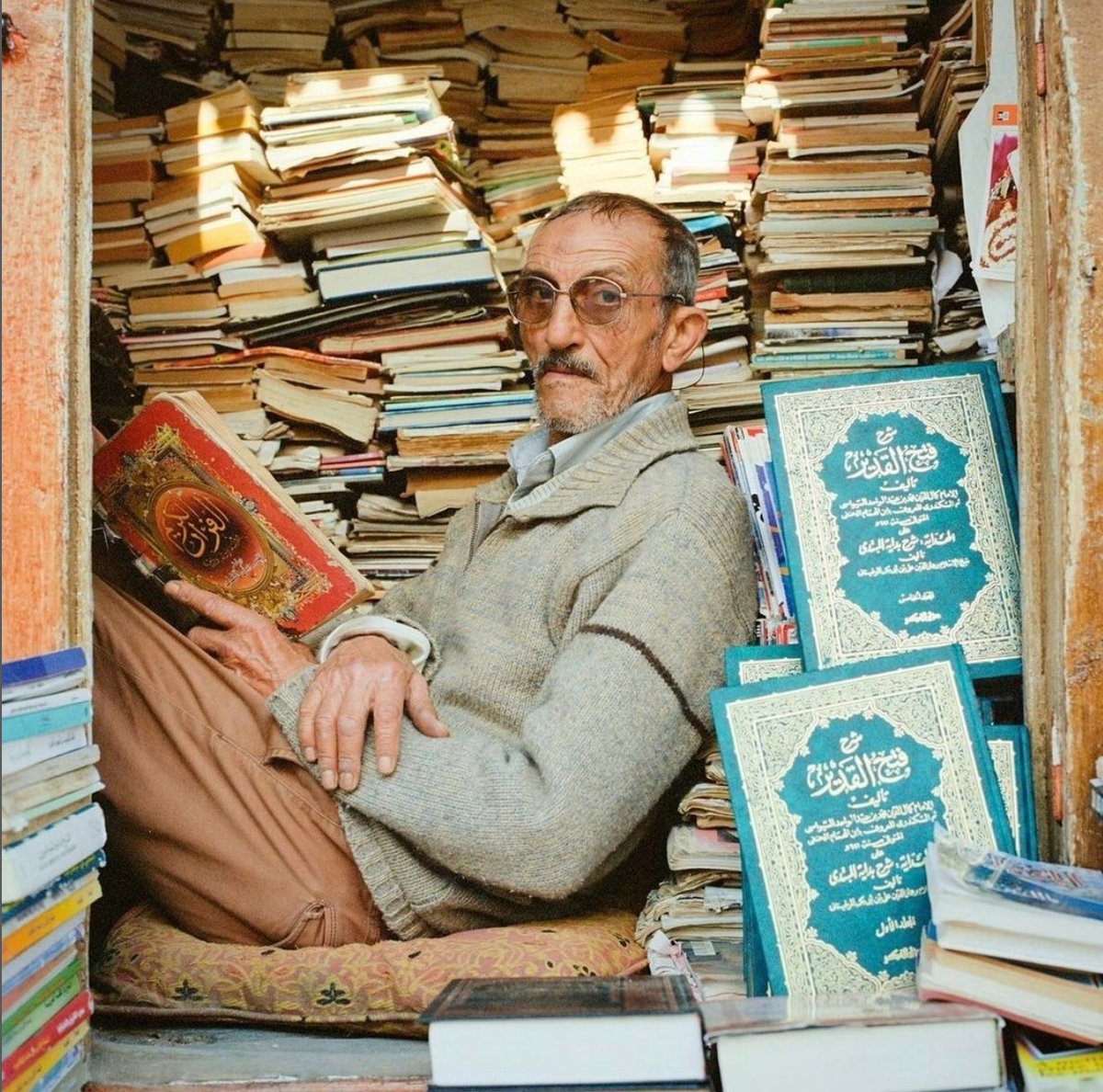 Weekend Plans? 🌞
Medina Bookseller by M’hammed Kilito