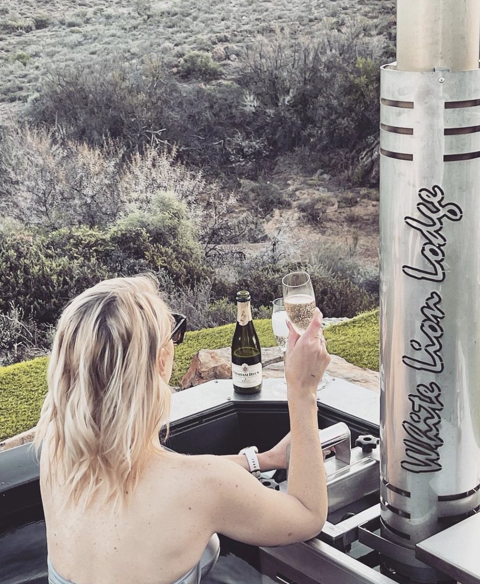 WhiteLionLodge's tweet photo. A long soak in a wood fired hot tub, while listing to the crackle of the fire and the comfort of the naturally heated water - sounds good right?
There is nothing quite as comforting as sinking into a hot tub after a blustery day exploring the Reserve.
🔥🥂💯👍🏼 https://t.co/heGvQl03w7