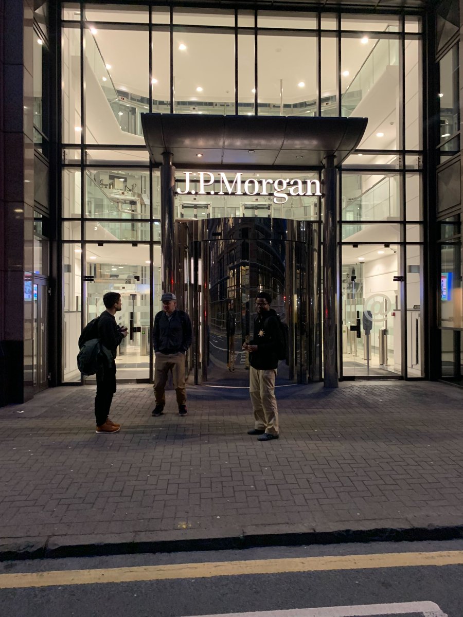 codebarGlasgow's tweet photo. What a fantastic workshop at @jpmorgan Glasgow last night! Thanks to all who joined! See you next time!
#Diversity #volunteer #tech #javascript #Python #Java https://t.co/Sy1NHWPEA0