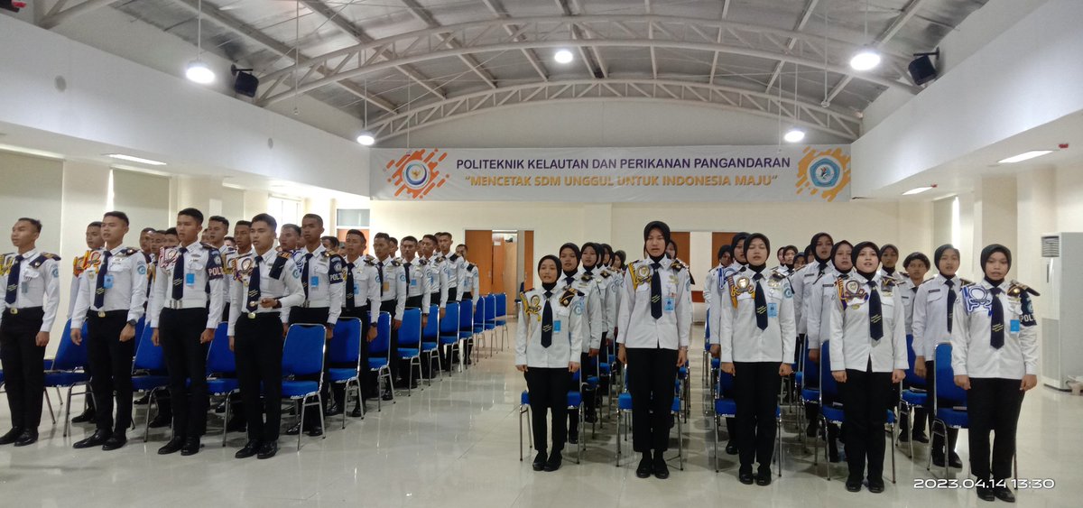 pkp_pangandaran's tweet image. Kegiatan pembukaan pembekalan PKL 1 PKPP taruna/i Madya di aula Lt. 3 Gedung Rektorat
@kkpgoid 
@brsdm_kp 
@pusdikkp 

#PKPP
#politeknikkppangandaran