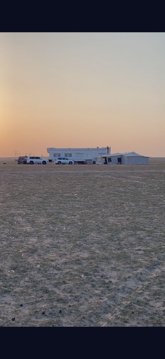 طوينا خيام الحب يالي تبي المنزال 
ونوينا الشديد من المحبه واراضيها