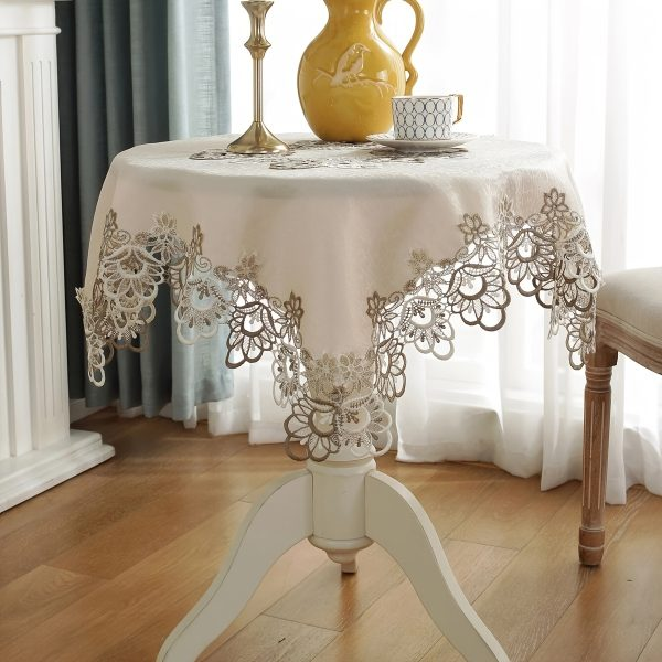 Looking for the perfect tablecloth for your Thanksgiving dinner or outdoor picnic? Look no further than Yellow Koalas' 1PC Polyester Jacquard Guipure Lace Trim Tablecloth!
#YellowKoalas #ThanksgivingTablecloth #RusticKitchen #OutdoorPicnic #FarmhouseStyle #PartyDecor