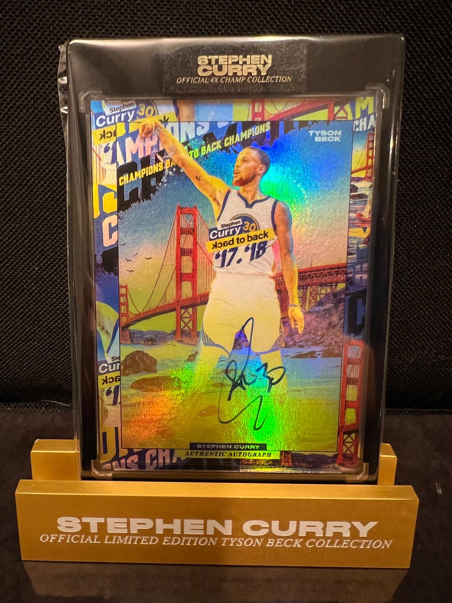 ralphy006's tweet photo. 2017/2018 back to back champs - Curry auto (rainbow foil) https://t.co/Uuswti7gZm