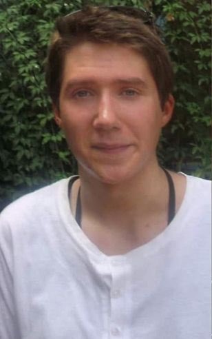 dojasfairy's tweet photo. isnt this what your real face supposed to look like? https://t.co/fYal5FeDFk