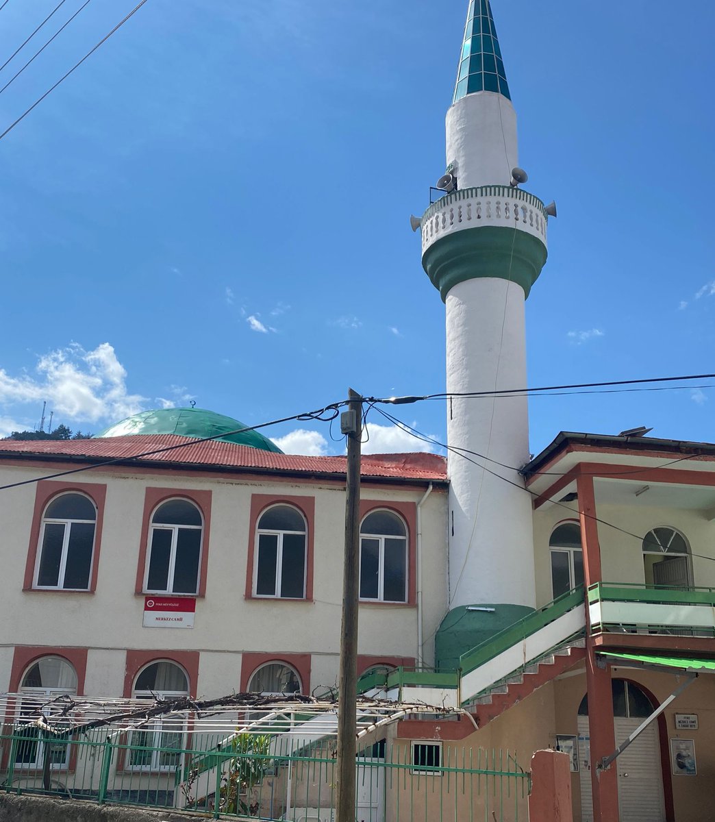 #HayırlıCumalar
📍Feke Merkez Cami
(Fotoğraf: @ismailovet)