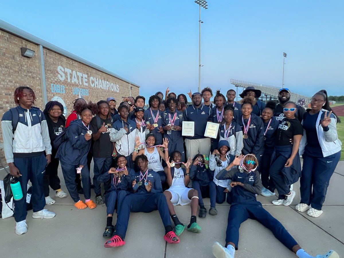 KimberlyTatum6's tweet image. Congratulations Life High School Oak Cliff 3-A District Champions! So proud of you!