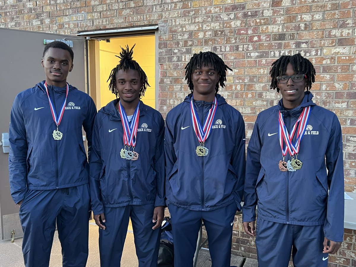 KimberlyTatum6's tweet image. Congratulations Life High School Oak Cliff 3-A District Champions! So proud of you!