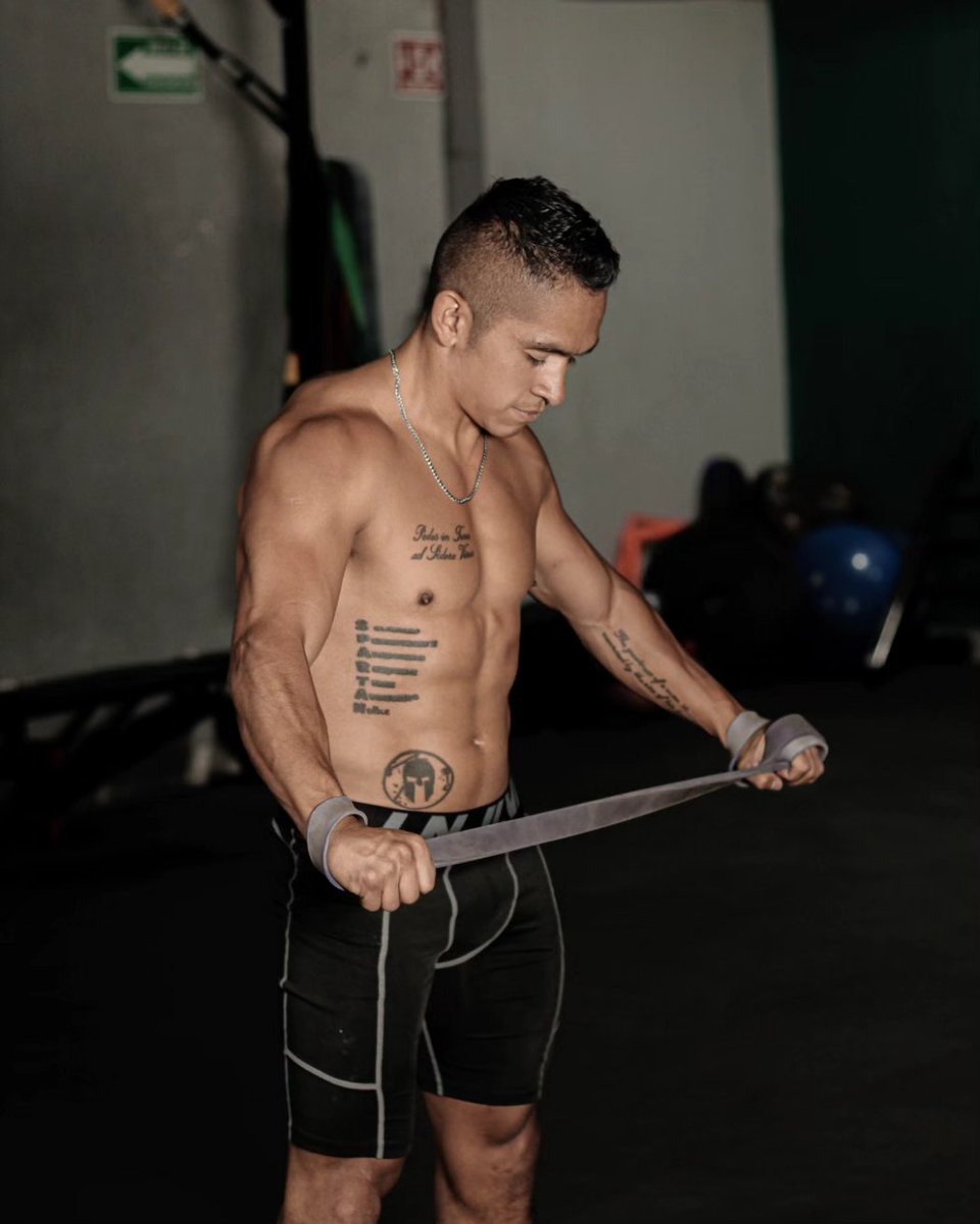 Edson10MDP's tweet photo. Cuando el cerebro cree que algo es posible, busca alternativas para lograrlo. Cuando cree que algo es imposible, busca excusas para confirmarlo
•
•
#ocr #fitness #fitnessmotivation #fitnesslife #manfitness #strong #functionaltraining #functionalfitness #timetotrain #xtc https://t.co/uE2okH3fAG