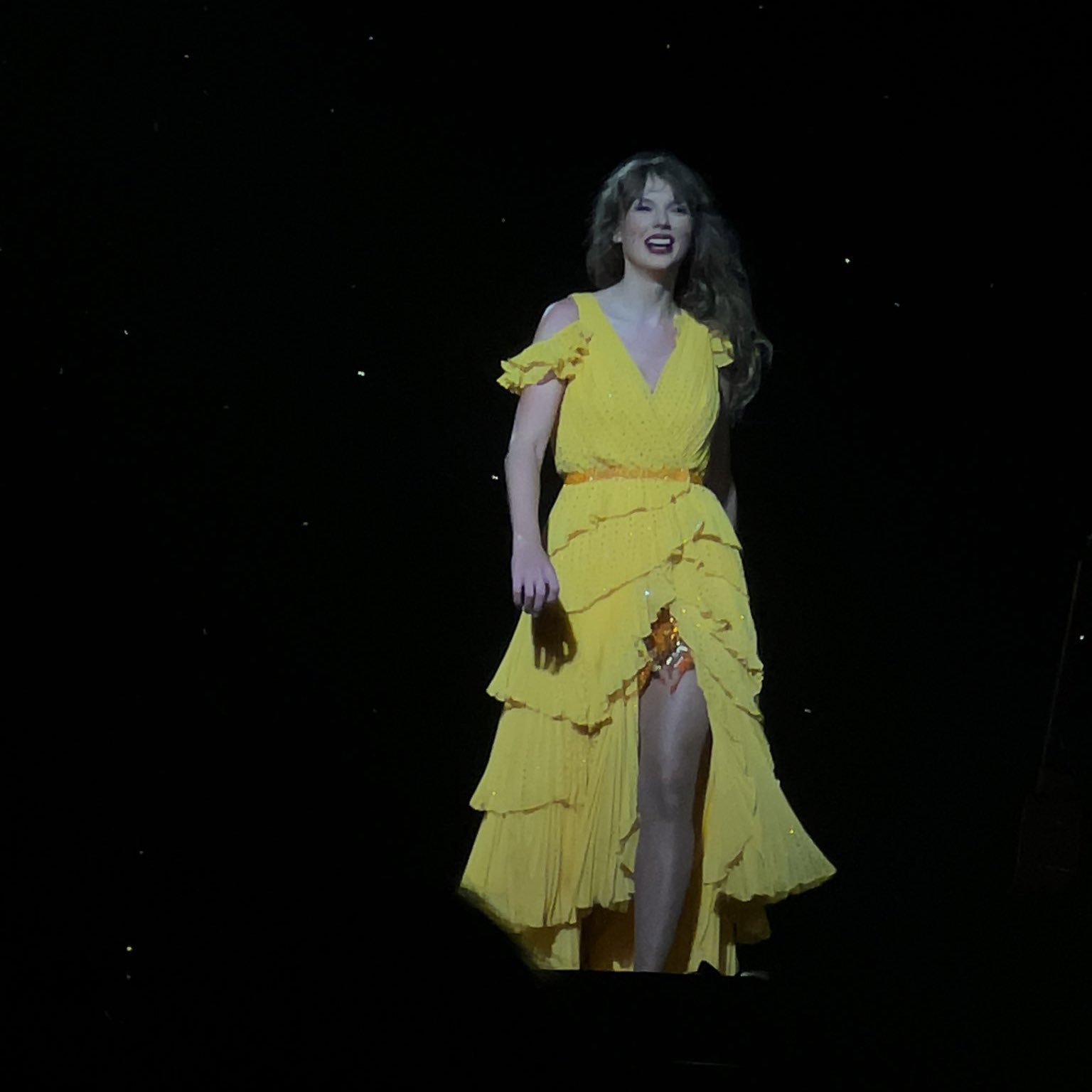 taylor swift yellow dress