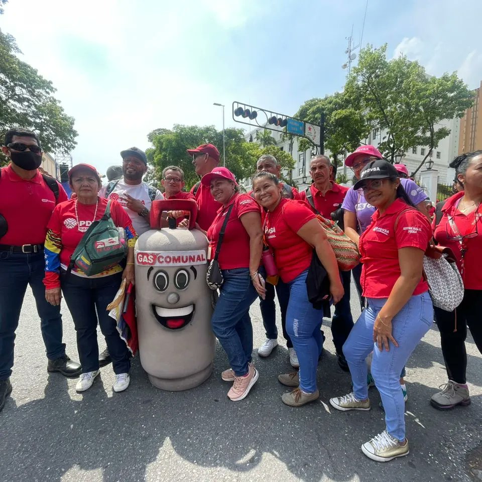 PDVSA Gas Comunal S.A. tweet media