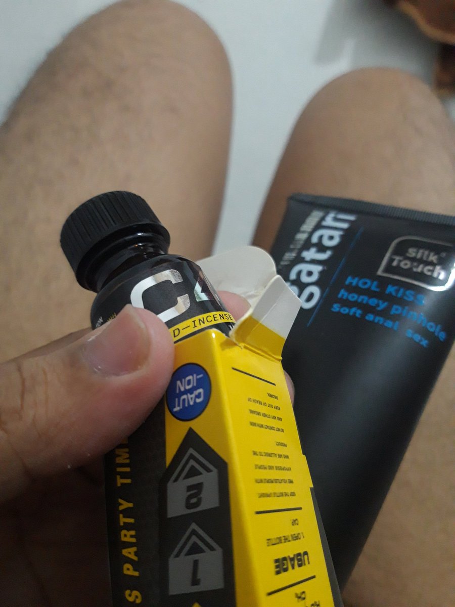 rizaakmal0's tweet photo. Paket hemat ppoers plicin cuman 250 rbu (khusus jabotabek inclued ongkir) non cod !!
#rasanya annying enak, buat coli aja enak apa lgi ama ayank bisa tahan lama.. ๐๐๐ https://t.co/4c3GVNrzsp