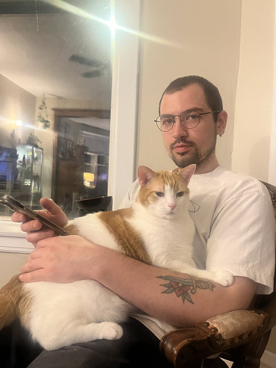 slack jawed yokel (@milfgenes) on Twitter photo 