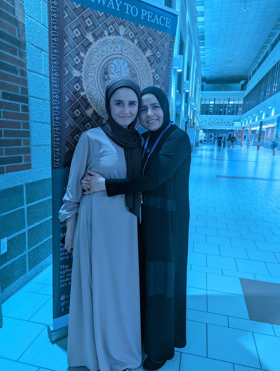 Dynamic duo of @ayseyigit__ and her daughter Noor. Perfectly planned and carried out #Ramadan event tonight. The student leadership @TDSS_YRDSB was on full display. Congrats Team! @YRDSB @yrdsbinclusion