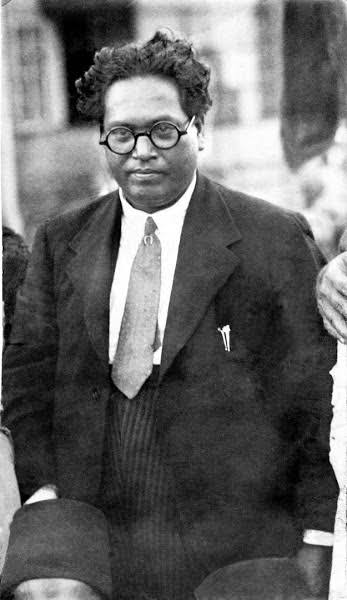 himantabiswa's tweet photo. Remembering the ideals, values &amp; virtues of Bharat Ratna Dr BR Ambedkar on his jayanti.

Babasaheb’s immense contributions to India’s progress and his commitment to social reform are an inspiration for us.

Let us re-dedicate ourselves to his principles of equality &amp; justice. https://t.co/YyOlG6CiHF