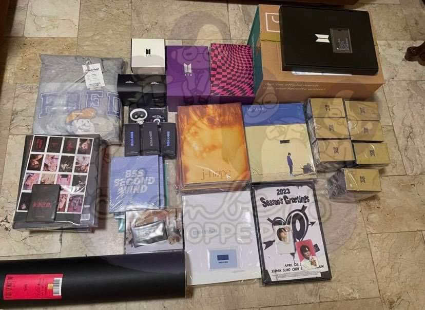 Chamber5KShoppe's tweet photo. Box 57 - already arrived in our PH address
#Chamber5PHUpdates
Mostly includes:
-Hobi&Suga Photofolio
-SG 2023 (EXO & SVT)
-BSS Second Wind
-Wootteo Merch
-Membership Kits
-Other Pasabuys
We will pack these on weekend, so expect a message from us π₯° Borahae~π https://t.co/5zRykMfdVN