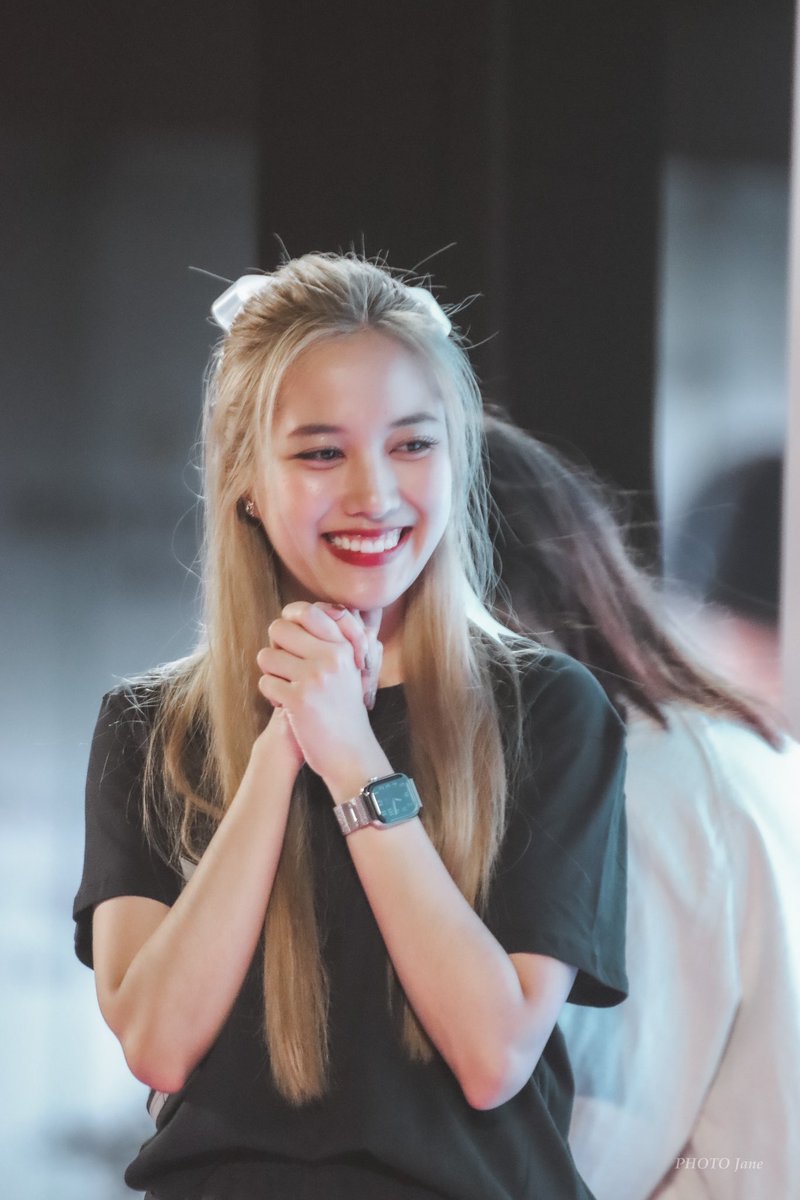 l14842180's tweet photo. #srchafreen
#WeLoveYouFreen
#WalkTowardsFreen
#FreenIsFree
Freen永远开心 永远健康
smile❤️🐰 https://t.co/8ogJKLejKB