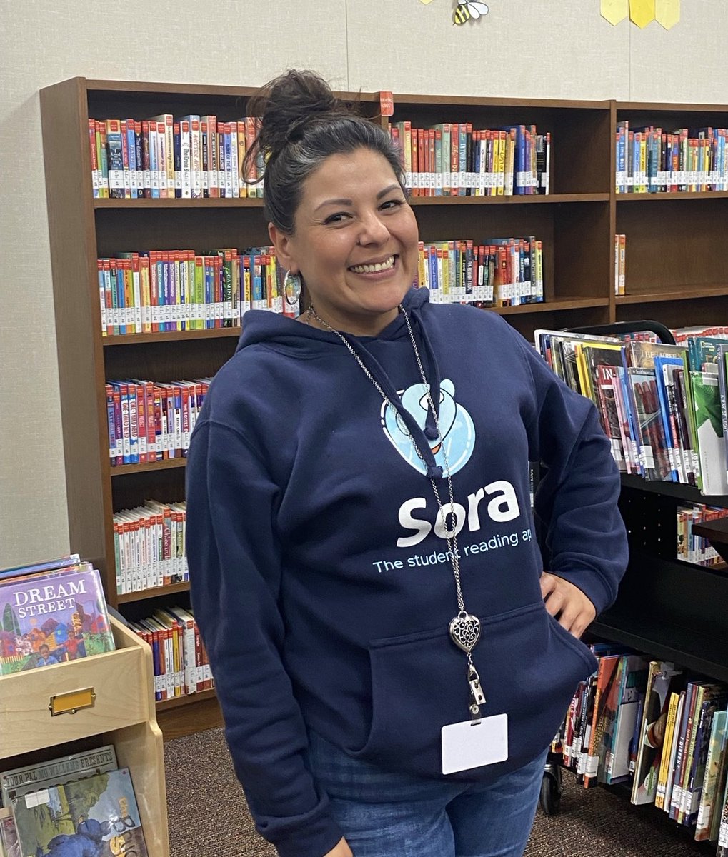 vusdlibraries's tweet photo. It’s School Library Month! We’re excited to highlight the important role of libraries &amp; librarians in building positive school climates and strong reading cultures on our campuses. Featured here: Martha Camarena (Riverway), Randi Overstreet (Mtn. View), Jessica Rondon (Linwood) https://t.co/lQqRpp2s5Y