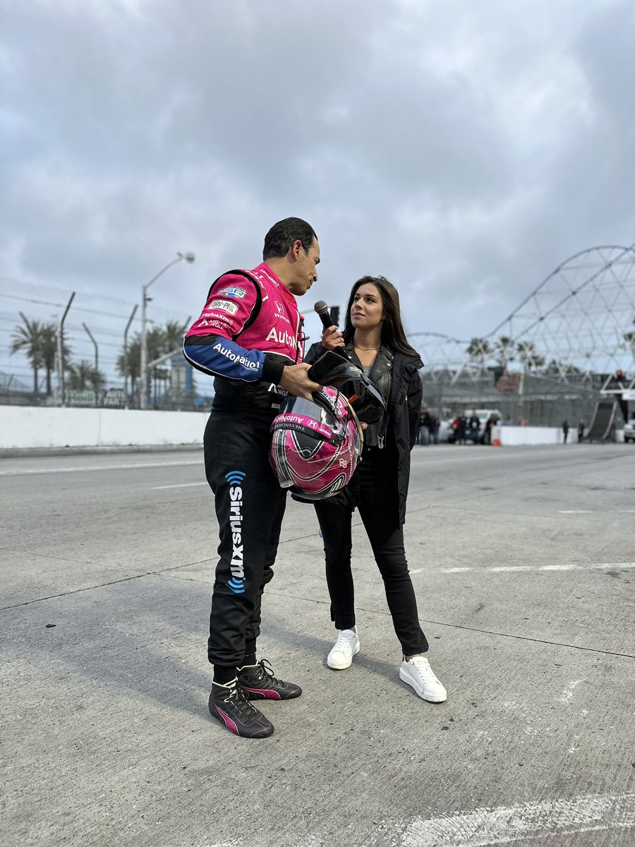 MeyerShankRac's tweet photo. What a fun time at tonight’s pit stop competition 🙌🏻 

#AGPLB // #DRVPNK https://t.co/dmvJRK46ms