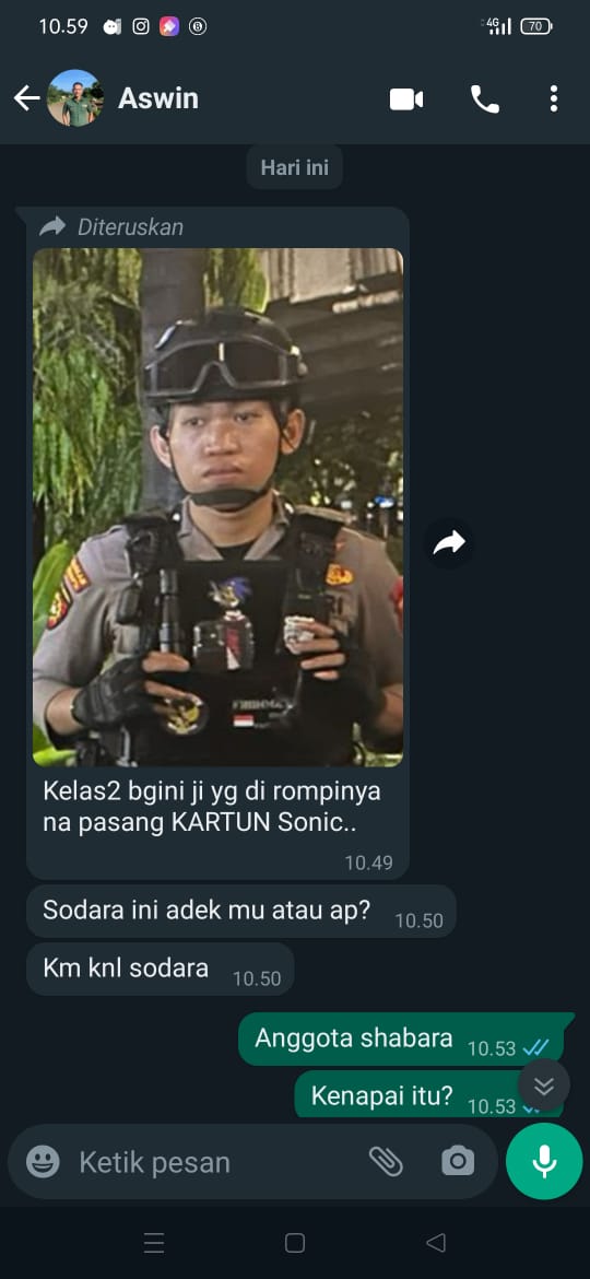 OmKugar's tweet photo. viral percakapan para oknum ang. TNI di Makassar untuk menyerang polisi di WA https://t.co/DUguIOIOyW