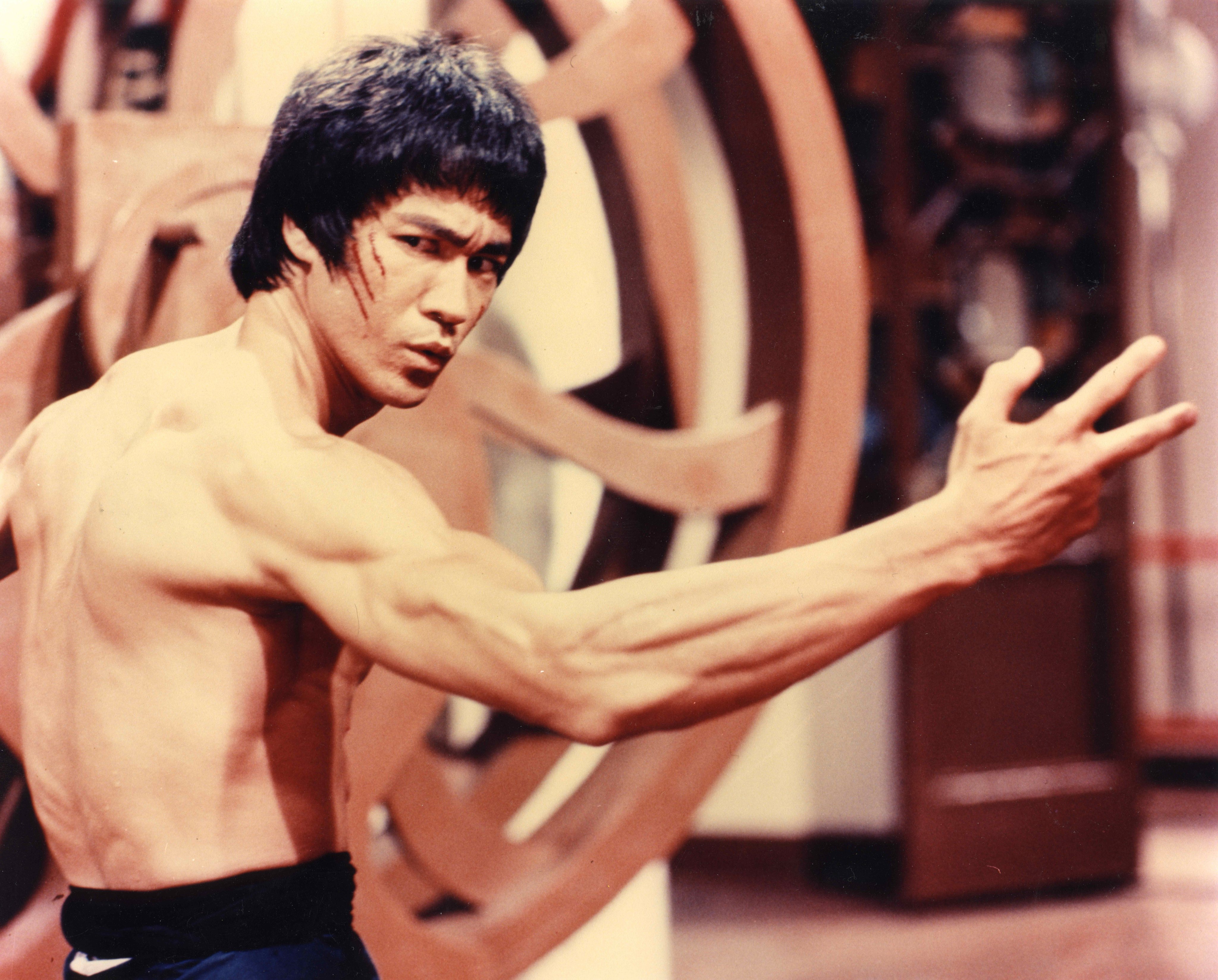 брюс ли 1964. брюс ли сейчас 2020. брюс ли брюс ли. брюс ли 20. брюс ли каратист.