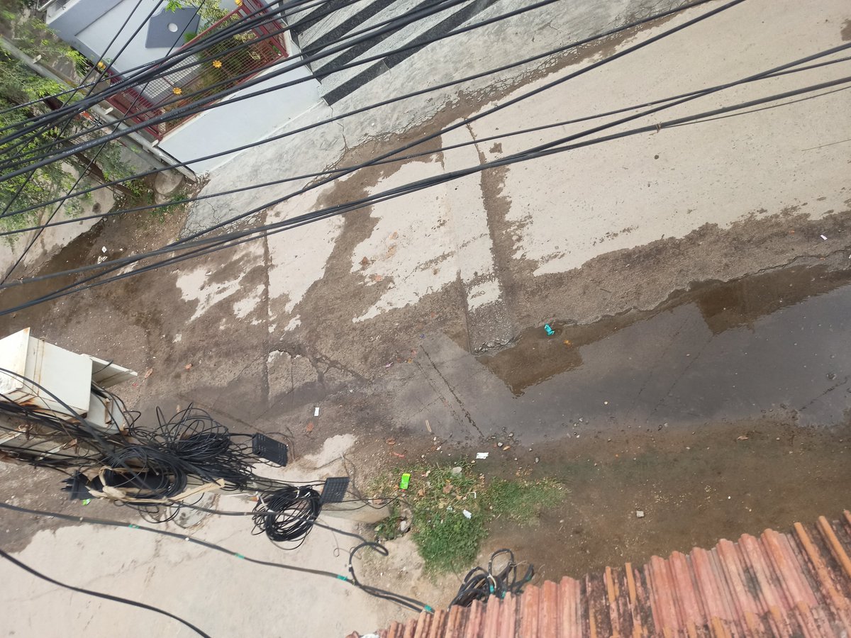 pradeepb4230's tweet photo. @GHMCOnline -from last 6 month's rain water sand is not clearing in our area. Water is staying on road and suffering with mosquitos. Please take action to clear the sand in the road.
Margadarshi colony, road no 2 , Rk puram https://t.co/ps87ZfakKF