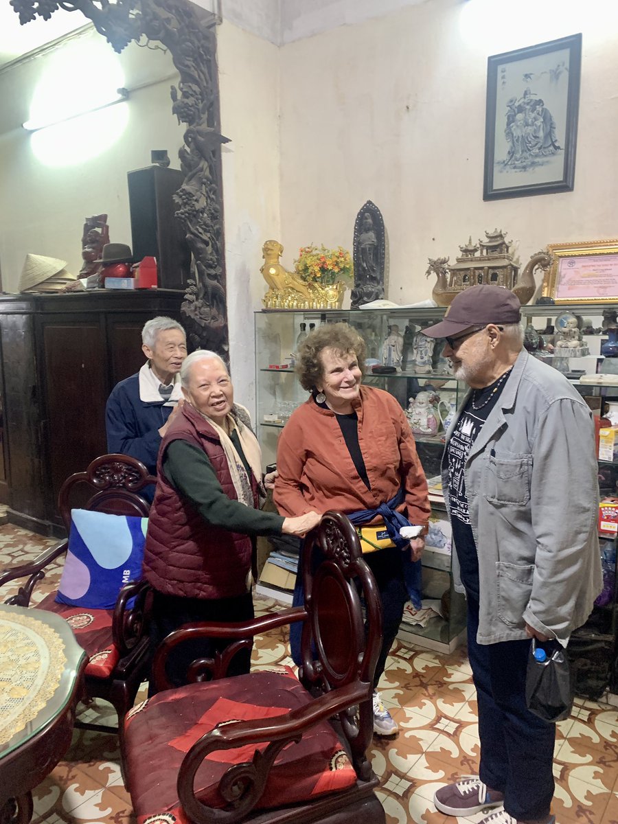 flavorsofhanoi's tweet photo. Delighted to see our clients enjoying local interactions we spontaneously occurred along our food walks.

#flavorsofhanoi https://t.co/pEDMDWlHSN