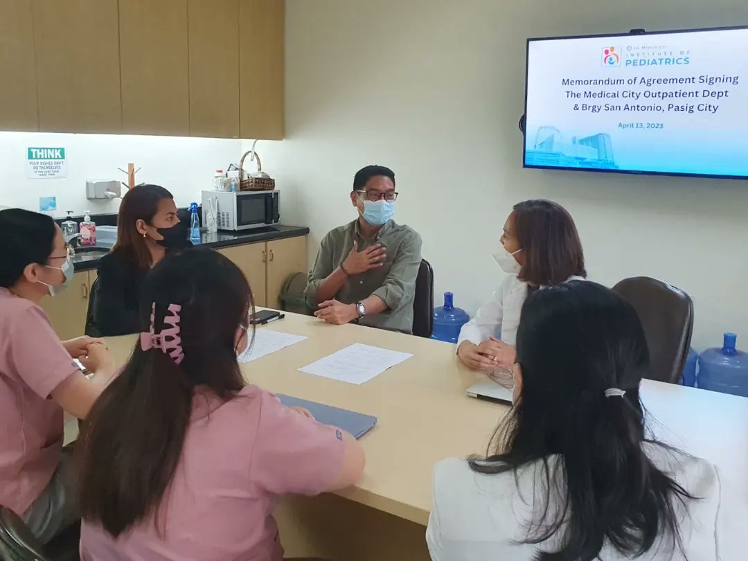 bsapasig's tweet photo. LOOK: Kap. Thomas Raymond Lising and Committee on Health and Nutrition Kgd. Rachel Marie Rustia-Olarte represented @bsapasig β
during the MoA Signing with @TheMedicalCity Institute of Pediatrics. πποΈ
#BSAxTMC #BSACollabs #TuloyAngSerbisyoBSA https://t.co/NDFKAayazP