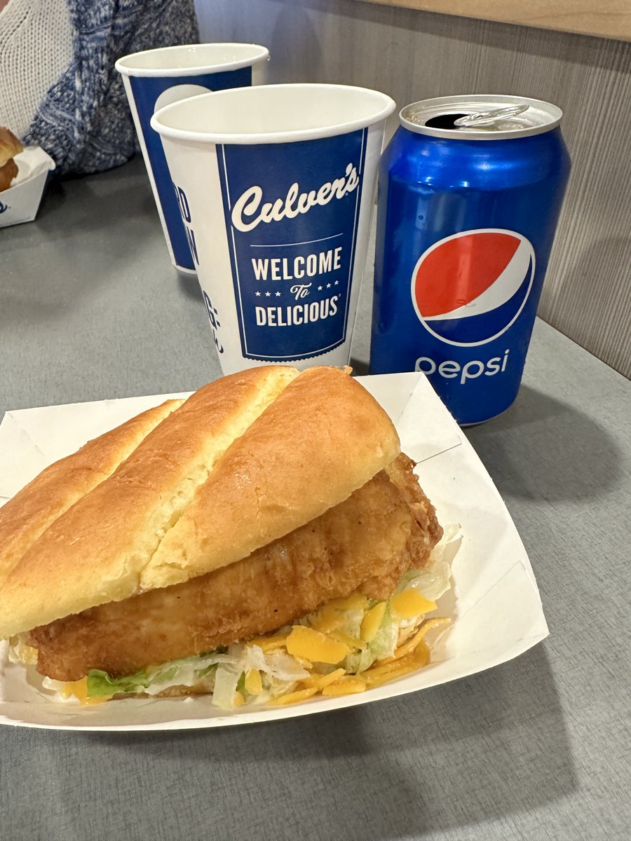huffmac's tweet photo. @culvers Love the cod sandwich! 🔥 https://t.co/vKu7Jiso5k
