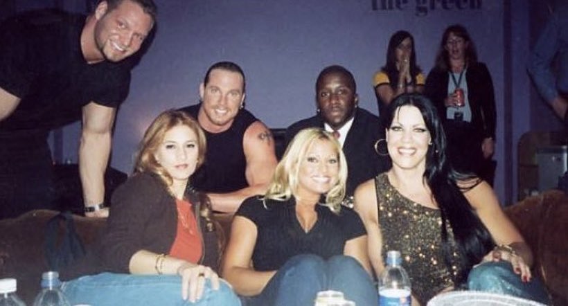 DTEFLON_'s tweet photo. I miss my brother and sister #AndrewTestMartin & @ChynaJoanLaurer I do anything to have them back not a day I don’t think about the memories we shared in the road I lost way to many in this biz that i loved I do anything to have them back Shit still hurts 💔 #wwe #AttitudeEra https://t.co/eNlqJdaTXD