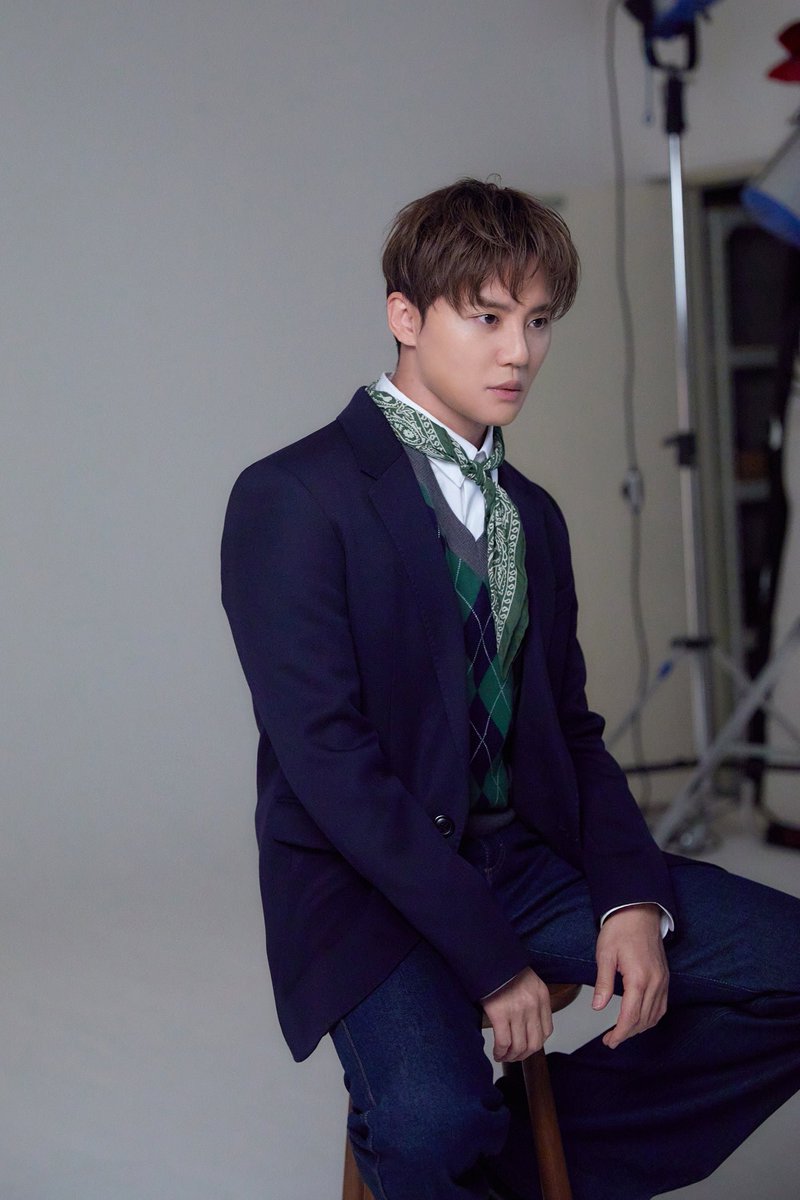lucylallaice's tweet photo. JP 멤버십에 코스모폴리탄 비하인드💫 (2)

#김준수 #XIA #XIA준수 #시아준수 #JUNSU #XIAJUNSU #ジュンス #金俊秀 https://t.co/kTDgBBT4ys