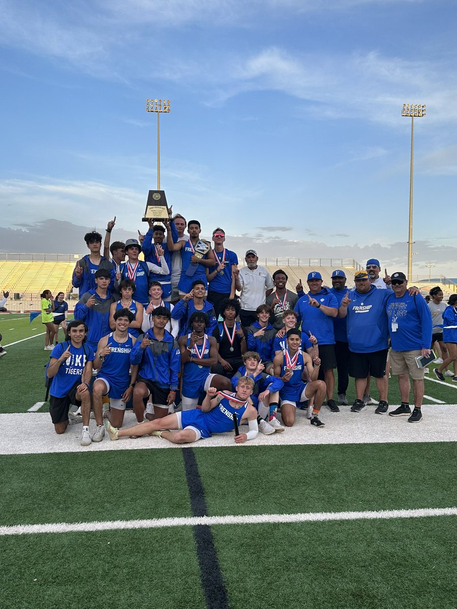 FrenshipTrack's tweet photo. District 2-6A Champions x 4!!  💥 https://t.co/b42ABgaYlM