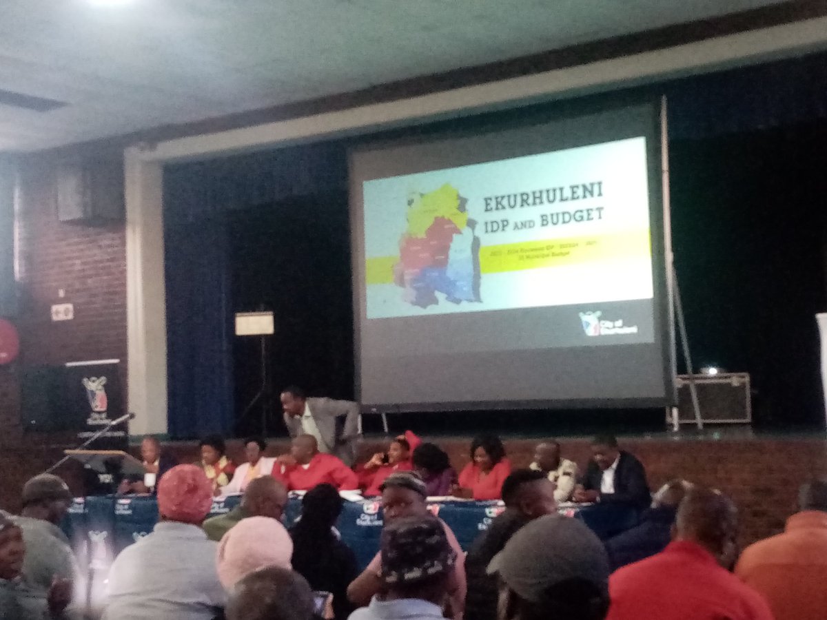Mpho52268817's tweet photo. IDP Budget meeting for duduza and negel community  @asivikelane @Planact_NGO @City_Ekurhuleni @Nkgopotse_M https://t.co/KHIbqL1qd3