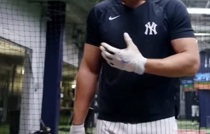 nyyserena's tweet photo. #YTAD 
I want him to smash my head like a melon. https://t.co/MmAvL5TqQk