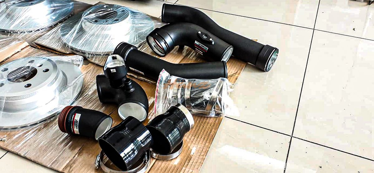 HanzAutoworks's tweet photo. BMW F30

Preventive and major maintenance for the engine and oil leak fix with original timing chain set ,oil seals and gaskets. https://t.co/3Y1gnRJY4n