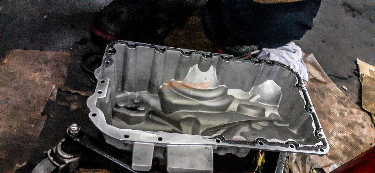 HanzAutoworks's tweet photo. BMW F30

Preventive and major maintenance for the engine and oil leak fix with original timing chain set ,oil seals and gaskets. https://t.co/3Y1gnRJY4n