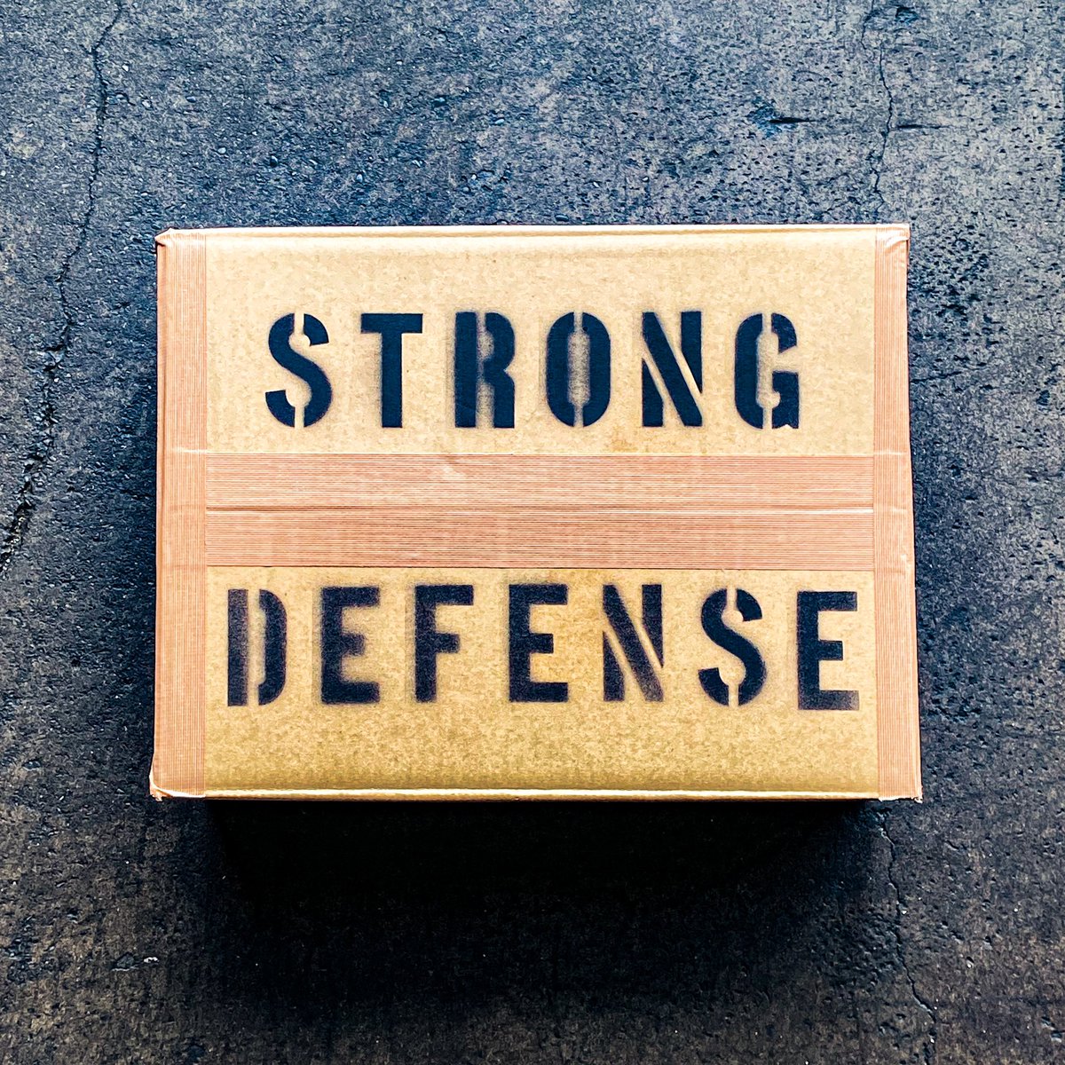 tarakomayosuke's tweet image. めちゃくちゃテンション爆上げの箱が届きました🥰🥰🥰

#STRONGDEFENSE