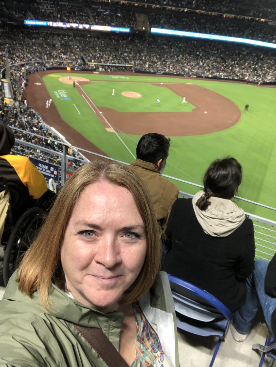 #BRINGTHEGOLD from CANADA 🇨🇦 ⁦⁦<a href="/SanDiegoPadre15/">San Diego Padres</a>⁩