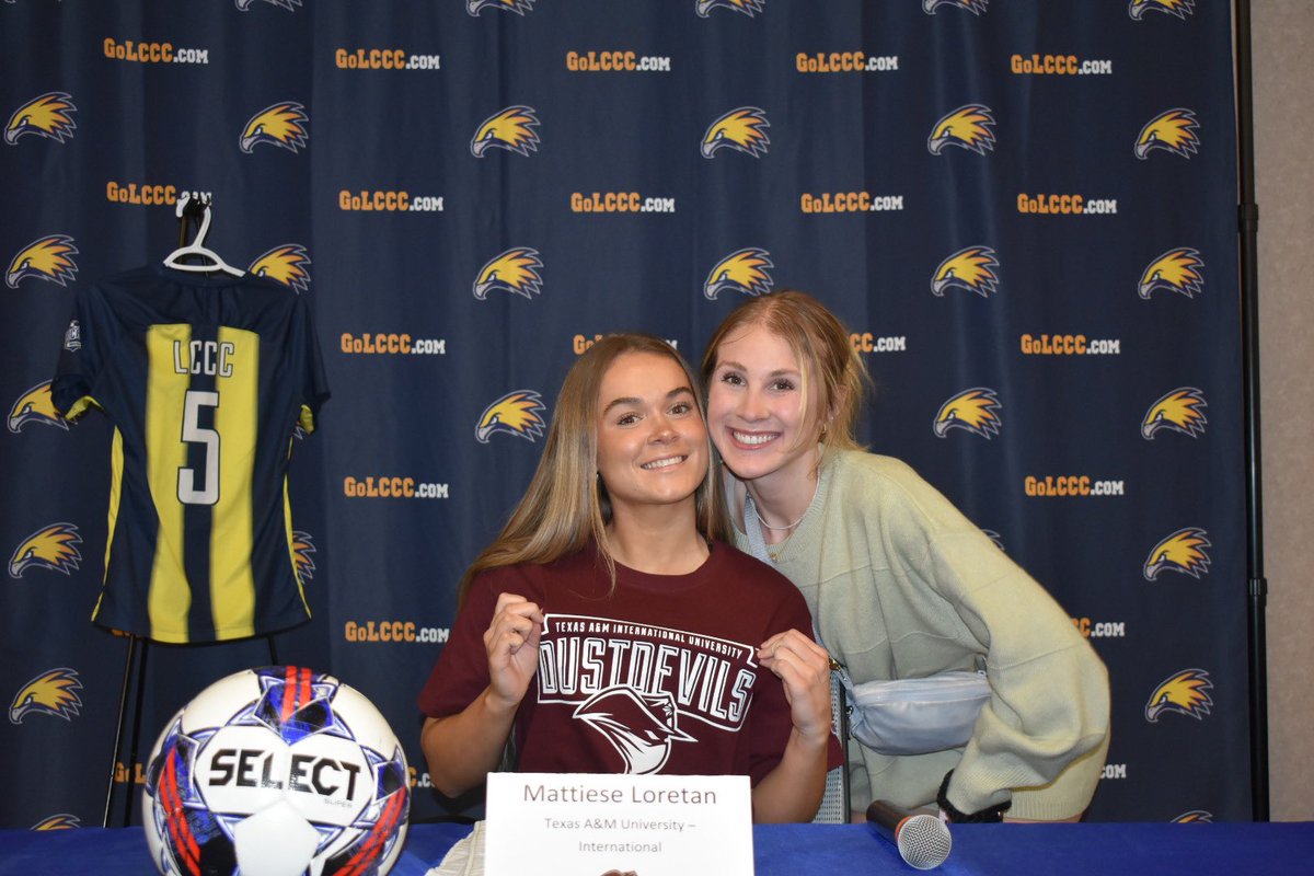ainsley_basich2's tweet photo. so beyond proud of my girls 

@LCCCwSoccer https://t.co/JkW0qDB0oO