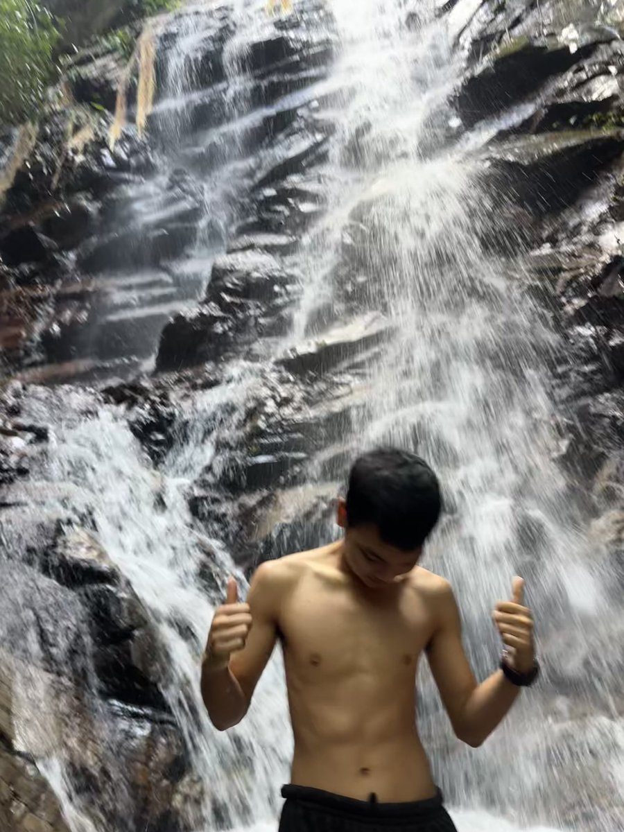 plutoptt's tweet photo. อยากเที่ยวแต่ไม่มีเพื่อนเที่ยว 🍀🍃
อยากกินแต่ไม่มีเพื่อนกิน 😋
DM มาได้เลอครับ 🙌🏻🫵

#รับงานตาก #รับงานเชียงใหม่ #ตาก #เมืองตาก #บ้านตาก #ท่องเที่ยว #เชียงใหม่นัดเจอ #เชียงใหม่ https://t.co/IijUqlMeNq