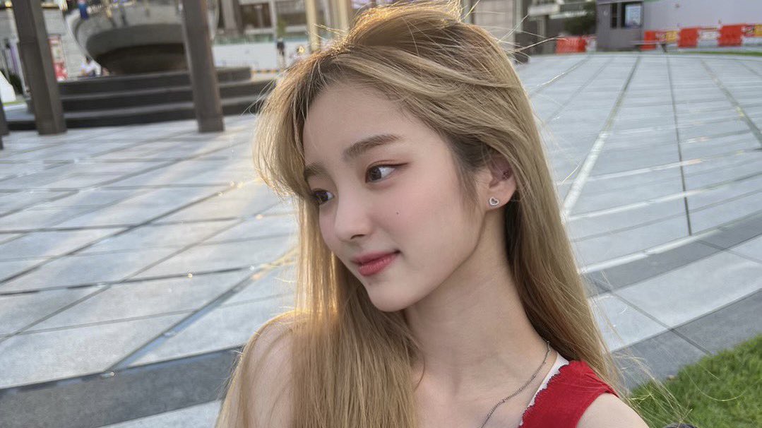 ICHILLINfk's tweet image. Ya ando afuerita del 𝚣ócalo y bien lista para el #𝑚ūs𝑖c𐚁̸𝑏an𝑘在𝕞𝔢𝕩 al cual soy 𝕚nvitada especial gracias a mis #𝕞𝔢𝕩icān𐀶𝑣ibɘs y de algo me sirvió tener el { 𝚗opal 🌵 } en la 𝑓rente para ser parte de este #speciål𖡼𝟶𝟺𓏸𝟷𝟹.

𝚕abios 𝚍e 𝑓resa, #𝚖ęlly