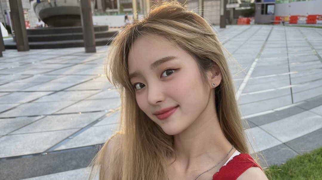 ICHILLINfk's tweet image. Ya ando afuerita del 𝚣ócalo y bien lista para el #𝑚ūs𝑖c𐚁̸𝑏an𝑘在𝕞𝔢𝕩 al cual soy 𝕚nvitada especial gracias a mis #𝕞𝔢𝕩icān𐀶𝑣ibɘs y de algo me sirvió tener el { 𝚗opal 🌵 } en la 𝑓rente para ser parte de este #speciål𖡼𝟶𝟺𓏸𝟷𝟹.

𝚕abios 𝚍e 𝑓resa, #𝚖ęlly