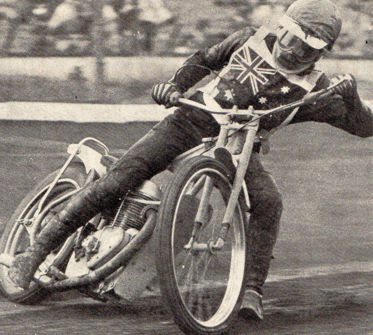 Happiness is 40-38 tweet media