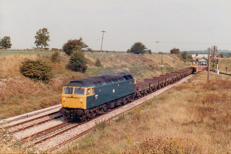 Eighties Trains tweet media