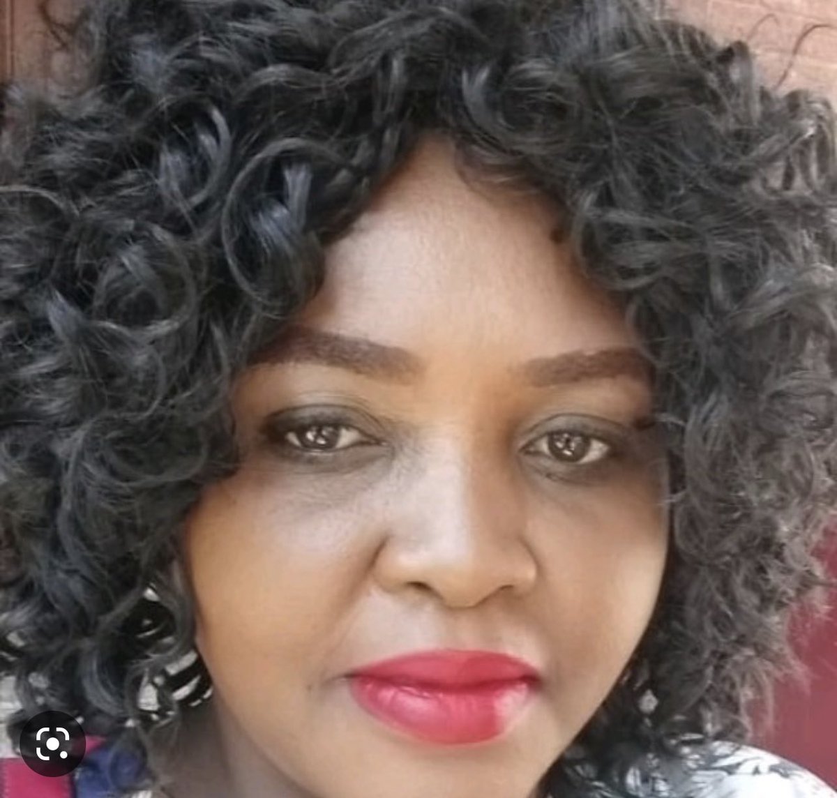 niscfarms's tweet photo. 🚨 SCAMMER ALERT 

I been dreading doing this but I have to warn you guys so you don’t fall for it. This lady poses as a big Agri produce supplier under a company name Undalo Fresh Produce her name is Zandile Mthembu. Not even sure how I got to het but I was looking… https://t.co/BHfT8IJ8Zi