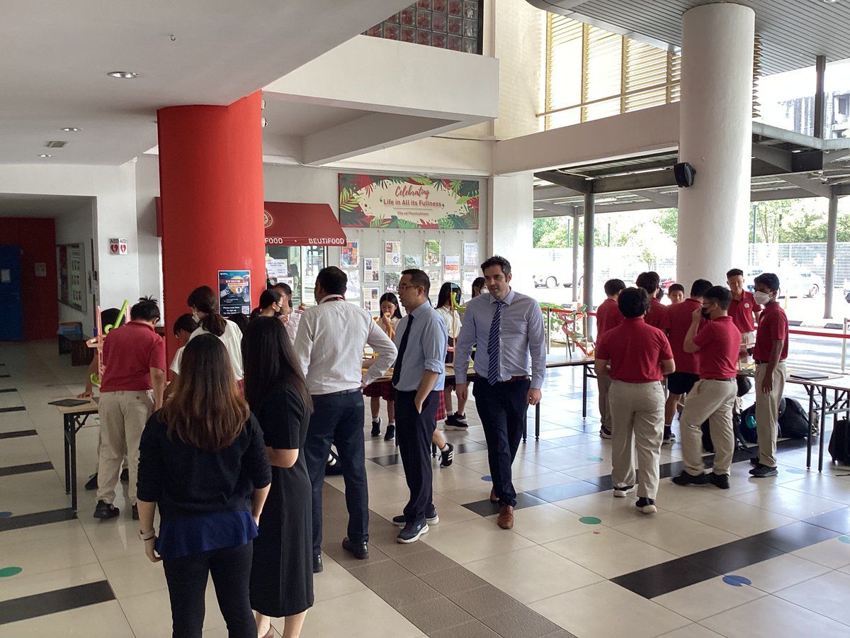 HISMaths tweet media