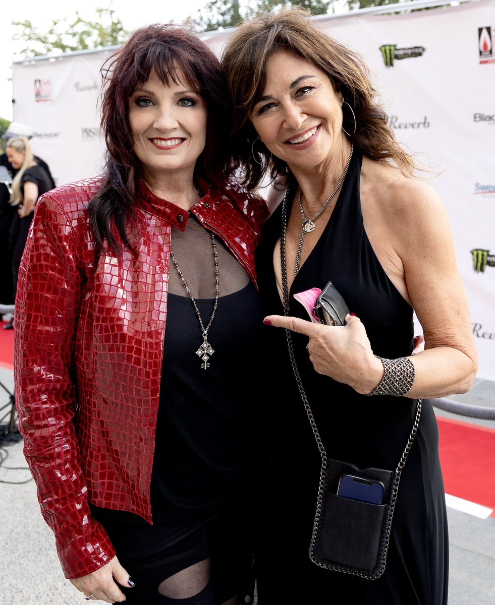 MeredithBrooks's tweet photo. Congratulations honoree @Shelly_Peiken for your #SheRocks 2023 Dreaming Out Loud Award tonight!! It’s been a “Bitch” of a great ride for 25 years!! 🎸❤️
#meredithbrooks #shellypeiken #SheRocksAwards2023 #rocknroll https://t.co/lHWSs7Tf2c
