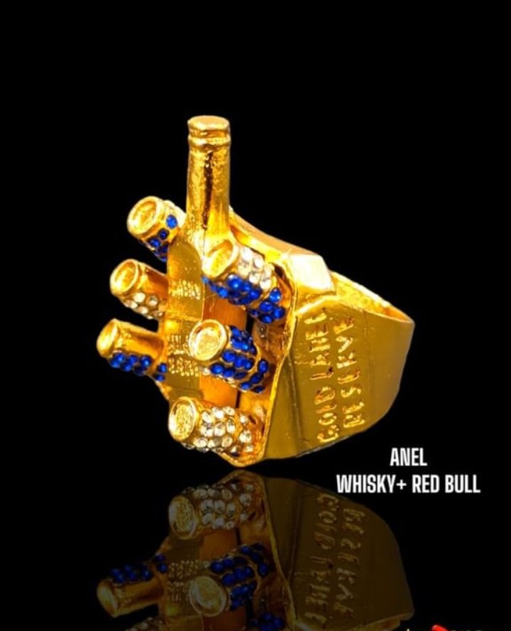 Dedeira personalizada whisky+ red Bull.. PROMOÇÃO!!! POR APENAS R$130 🏆👏🏽