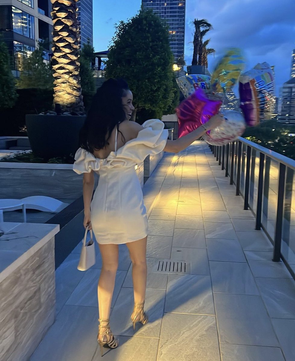 tMarieLa's tweet photo. Aries Season. 🎂🥳 4/13 https://t.co/Z5j8wfNlsp